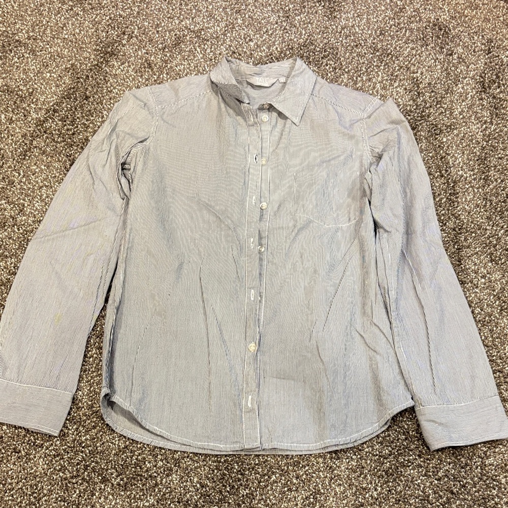 Topshop Light Gray Casual Button Down Shirt